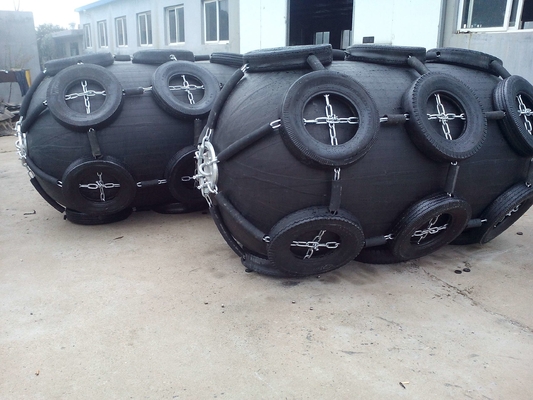 Doğal Kauçuk Yokohama Pnömatik Fender 50kpa 80kpa 2.0m*3.5m Dock için