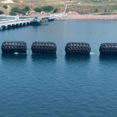 Gaz Taşıyıcılar Yerleştirme Tampon için ABS Q235 Flanş 80Kpa Deniz Kauçuk Tampon