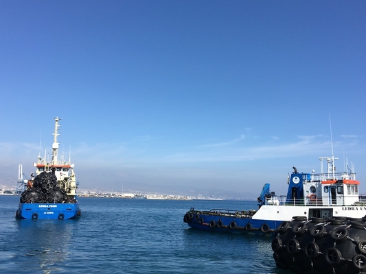 50Kpa Pnömatik Balıkçı Teknesi Açık Deniz Platformu Gemi İçin Kauçuk Çamurluk