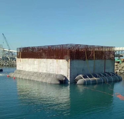 Tersanelerde Ağır Yükü Kıyıya Çekmek İçin Deniz Kauçuk Balon Hava Yastığını Kurtarma