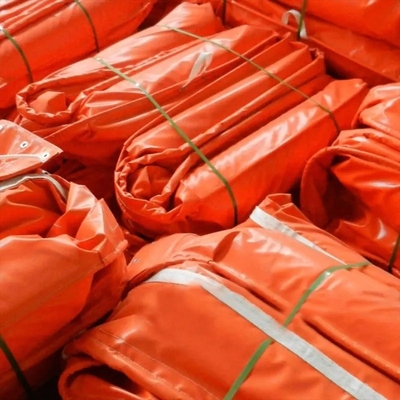 PVC Yüzen Bariyer Köpük Kauçuk Yağ Koruma Boomu Özel Konteyner Limanları/Göl/Denizaltı petrol boomu