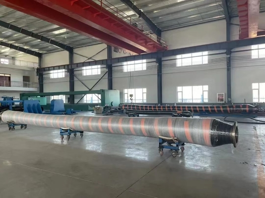Kauçuk deniz hortumu 6 inç dalgalanmış boru 24 inç yüzen yağ hortumu kauçuk dredging hortumu