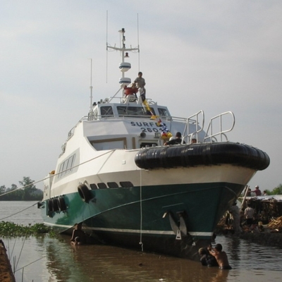 Gemi Deniz Poliüretan Çamurluk İçin Faydalı Workboat Köpük Çamurluk