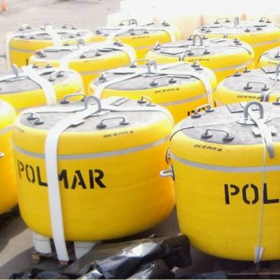 Gemi Yanaşması için SGS Deniz Silindirik Şamandırası Yüksek Mukavemetli Poliüretan Şamandıra