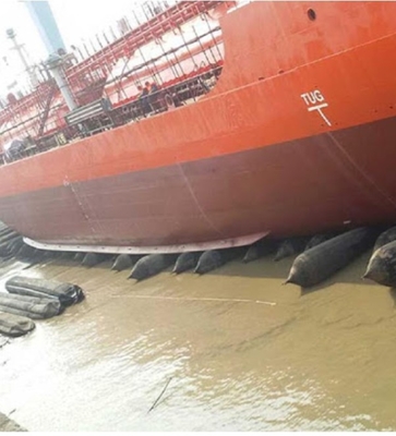 Gemi Başlatma ve Kuru Havuzlama için Doğal Kauçuk Dayanıklı Yüzer Deniz Hava Yastığı D0.8m * L12m