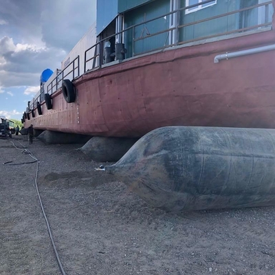 Gemi Başlatma ve Kuru Havuzlama için Doğal Kauçuk Dayanıklı Yüzer Deniz Hava Yastığı D0.8m * L12m